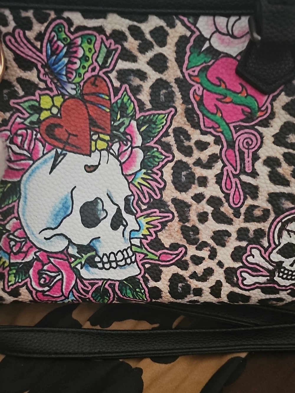 Ed Hardy Satchel & Labubu - Picture 4 of 12